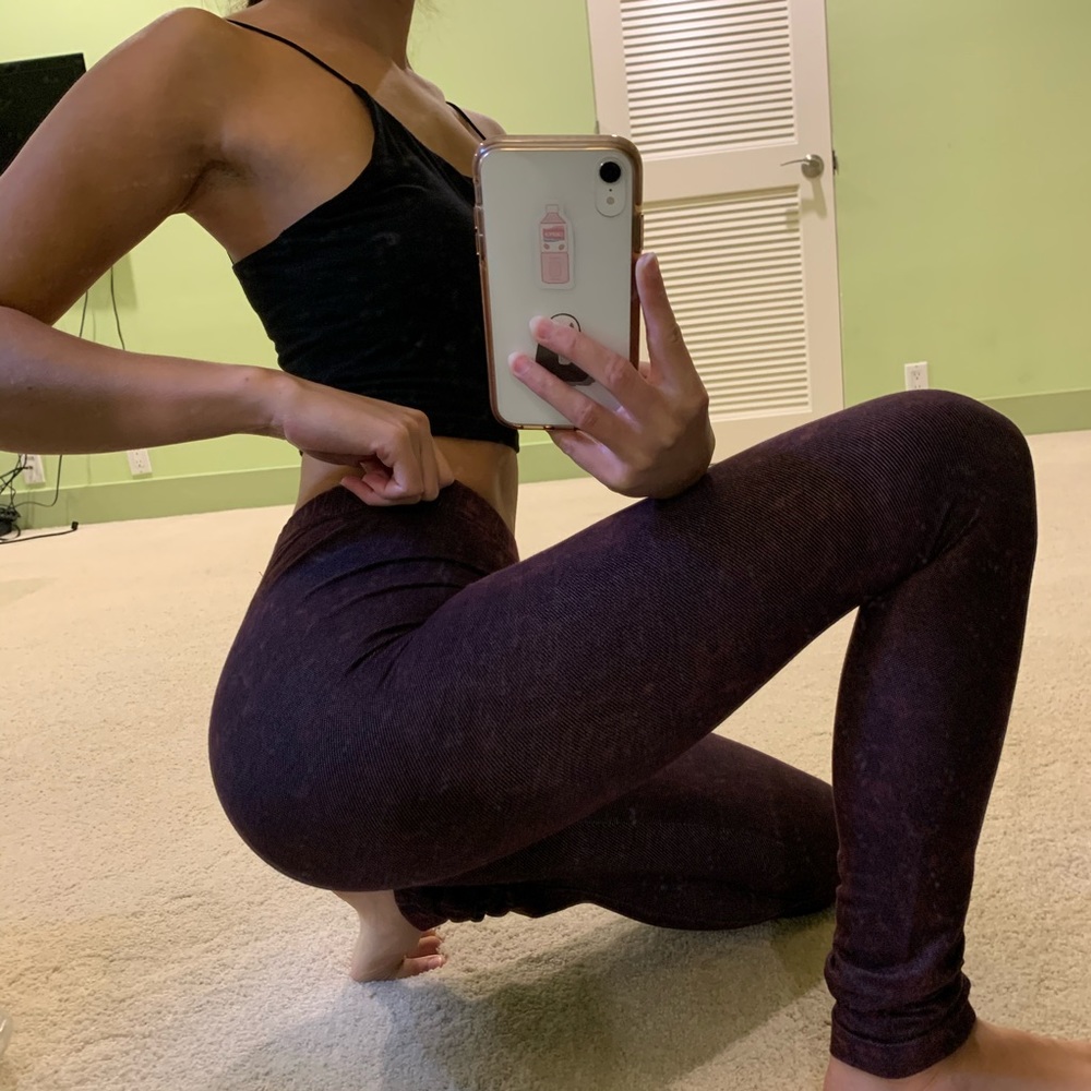 ✨DEEP PURPLE LEGGINGS✨